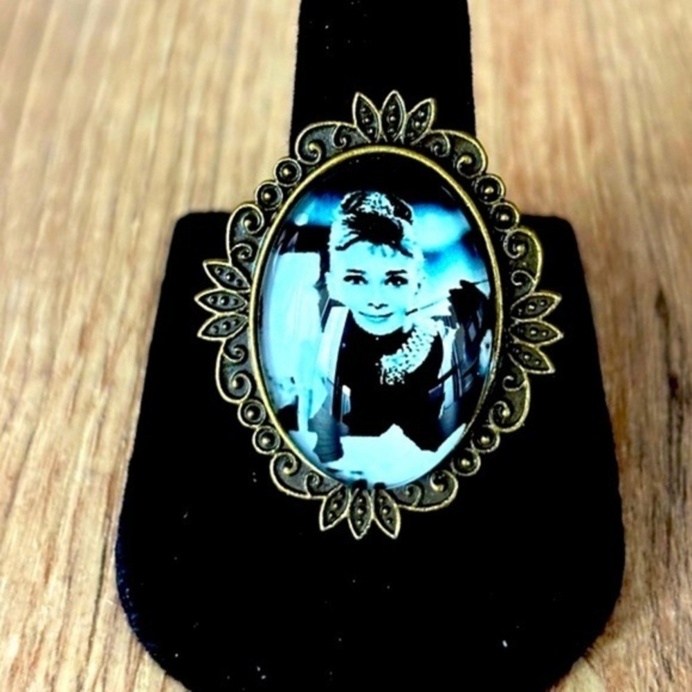 Audrey Hepburn Victorian Style Adjustable Ring, Handmade, NWT